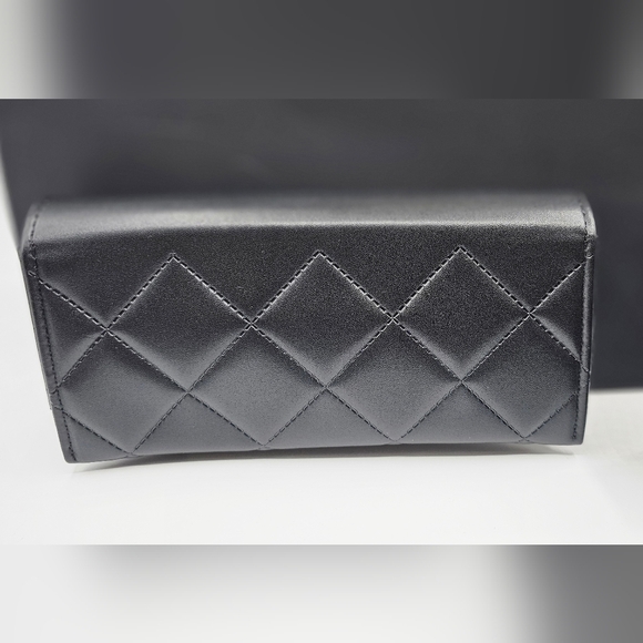 CHANEL BLACK SUNGLASSES CH5408A 622/S4 OVERSIZED GOLD LETTERS - Picture 13 of 16